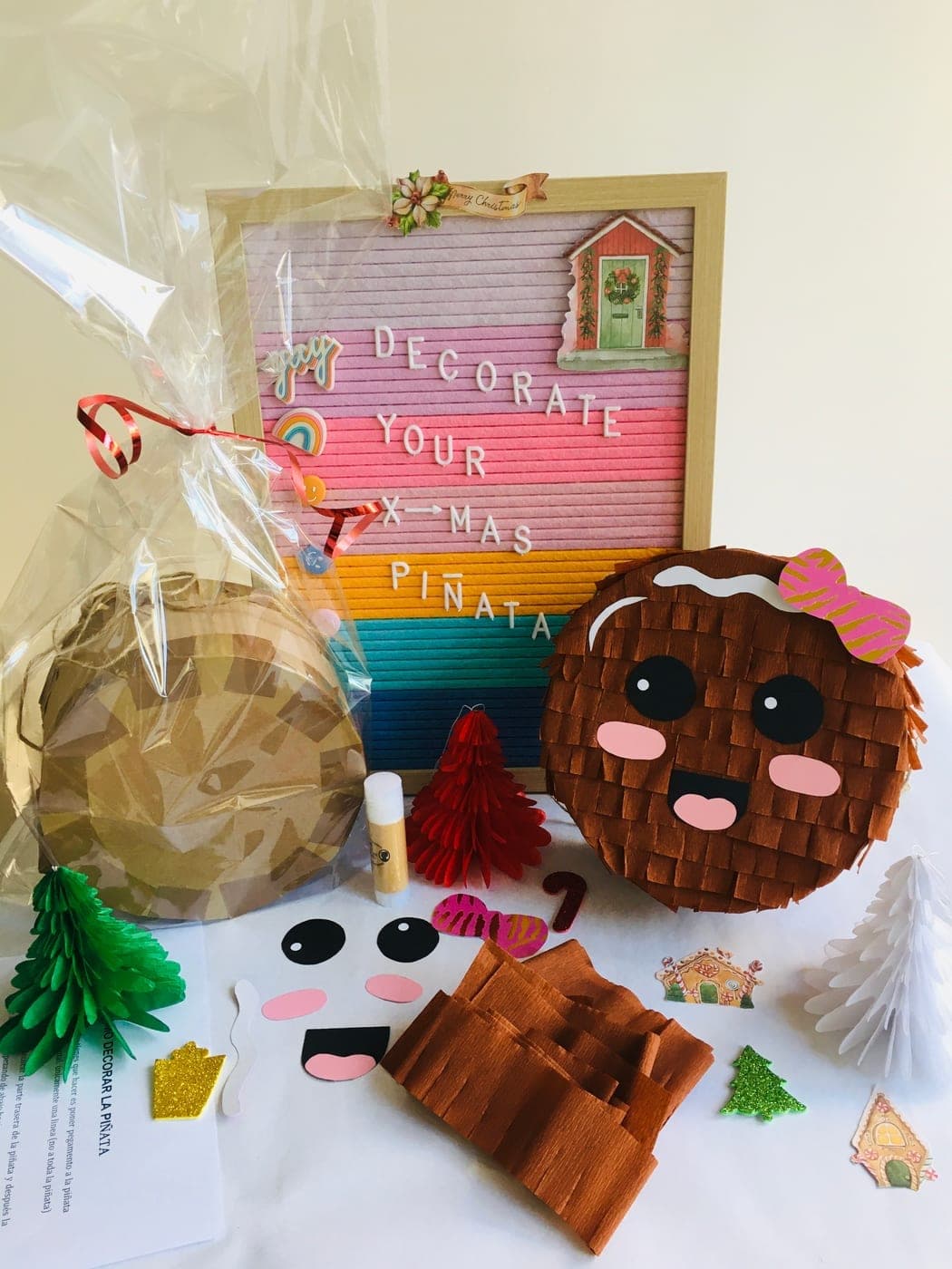 Gingerbread Man Christmas Pinata Kit